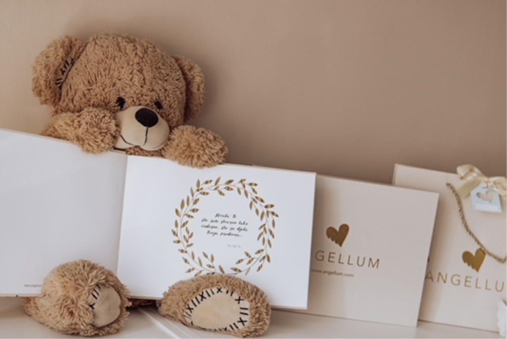 ANGELLUM MOJA PRIČA EXCLUSIVE-GIRL