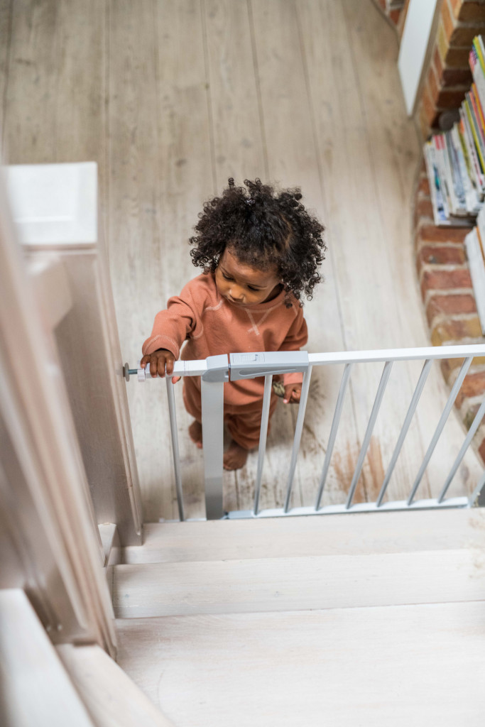 MOMI PAXI ZAŠTITNA OGRADICA,GREY