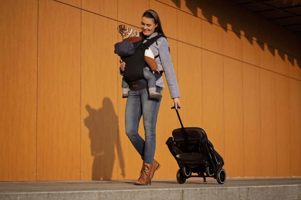 MOMI COLLET NOSILJKA ZA BEBE,BLACK