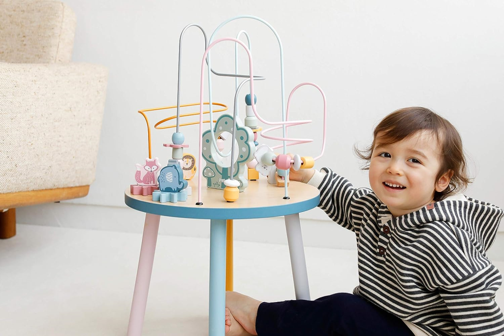 VIGA DRVENI ZABAVNI STOL