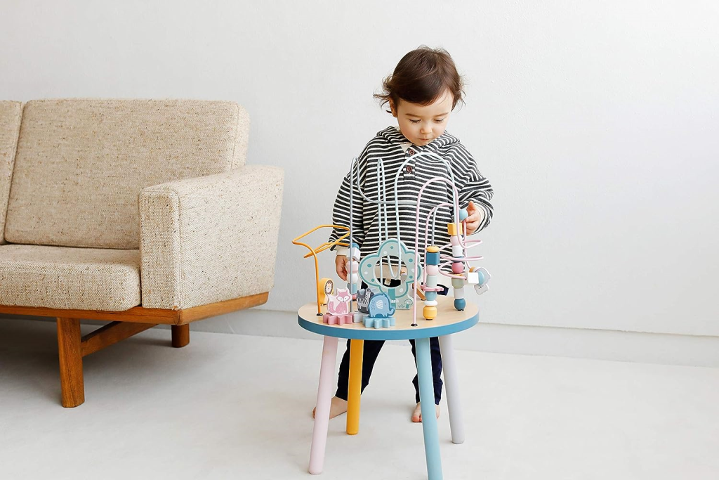 VIGA DRVENI ZABAVNI STOL