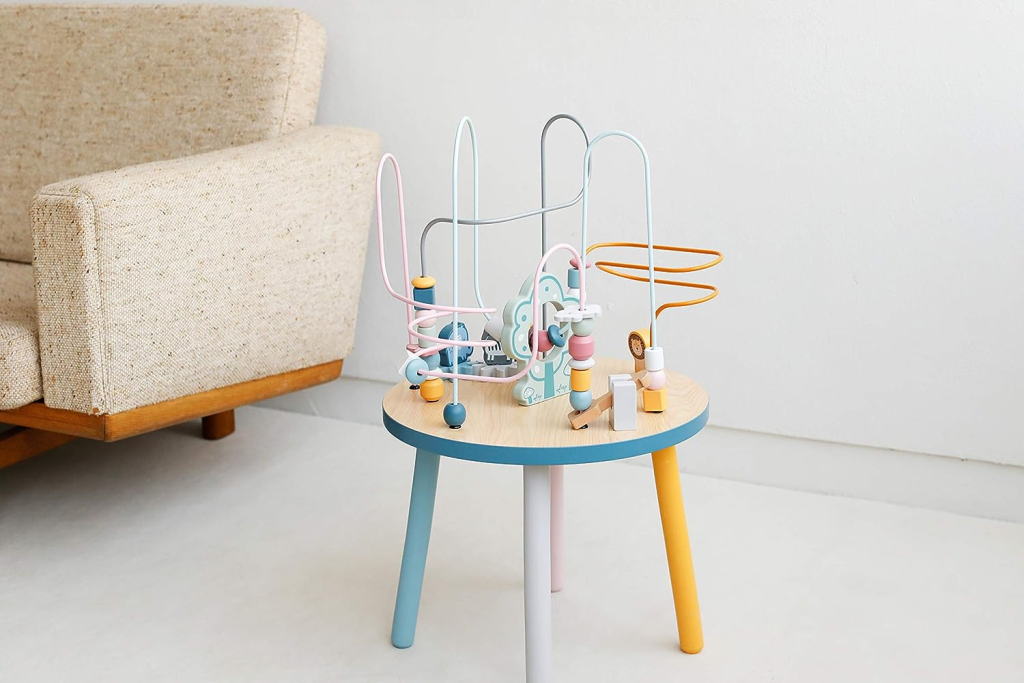 VIGA DRVENI ZABAVNI STOL