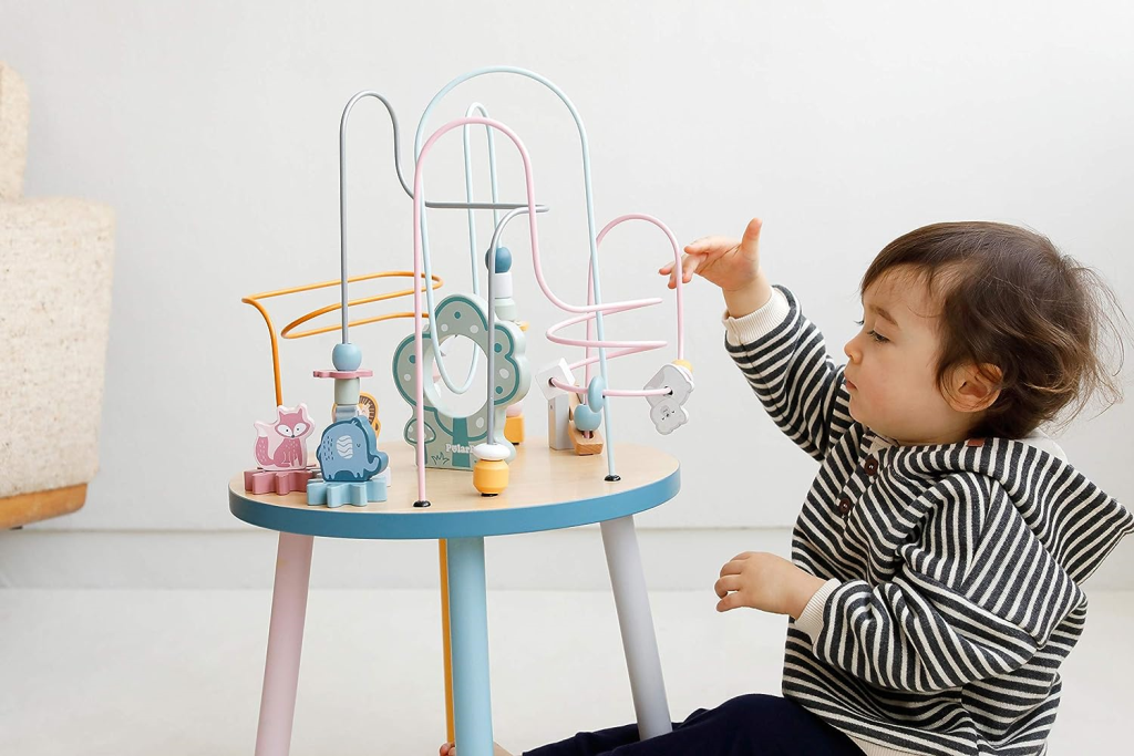 VIGA DRVENI ZABAVNI STOL