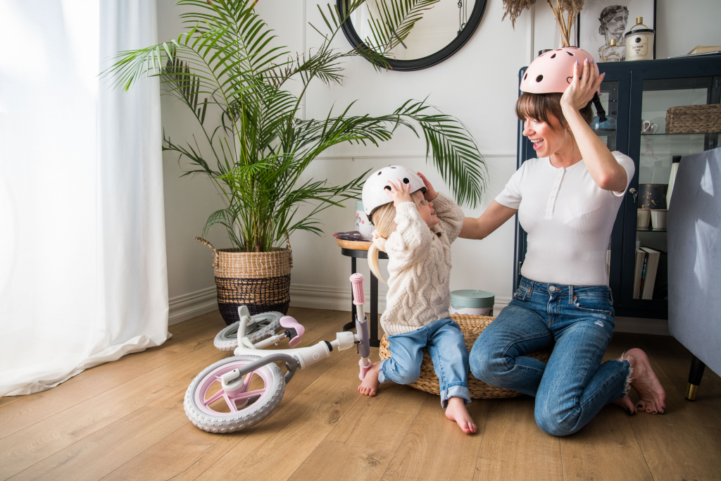 MOMI MIMI KACIGA ROZA MAT