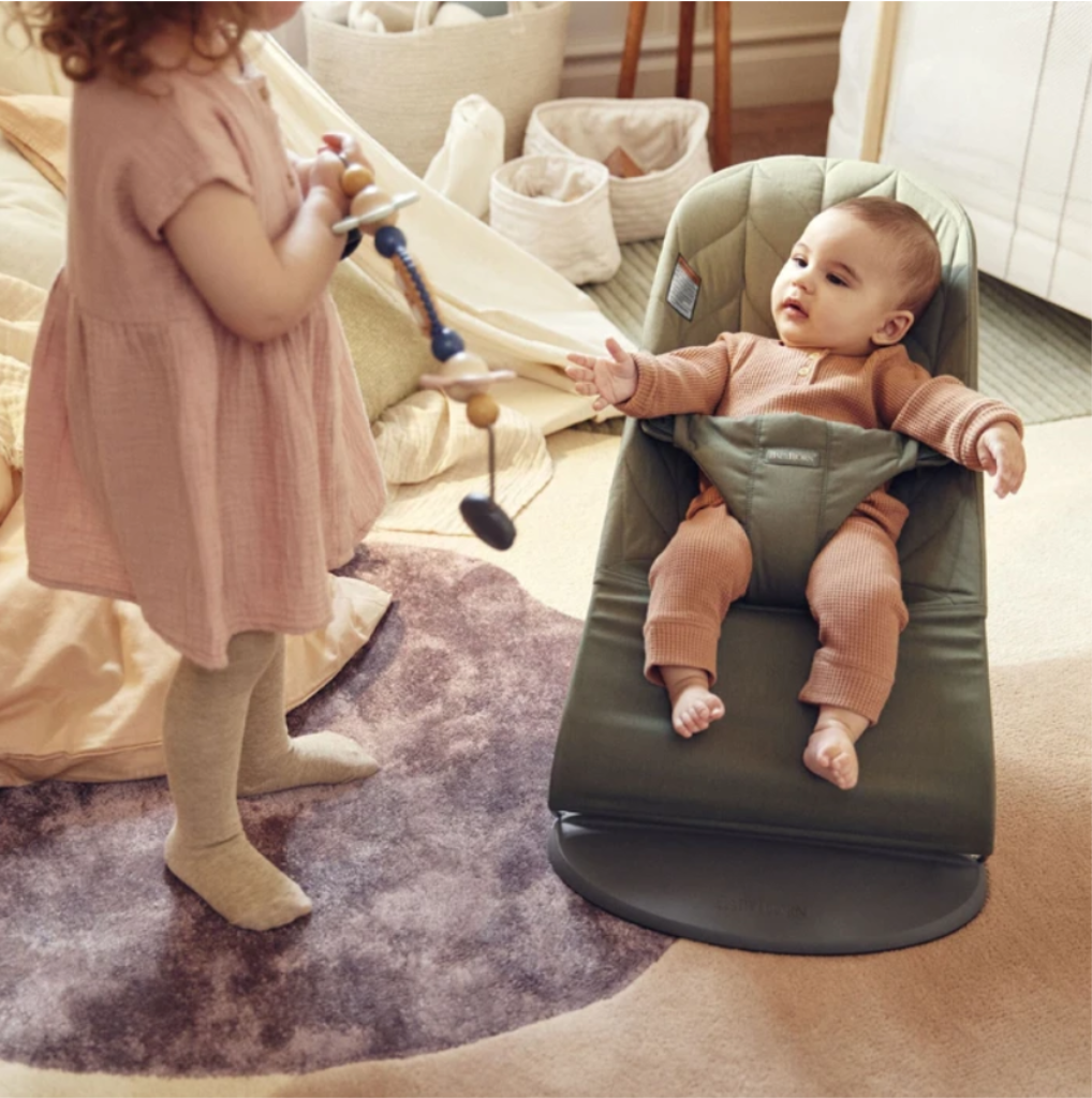 BABYBJORN BLISS WOVEN PETAL LEŽALJKA-DARK GREEN