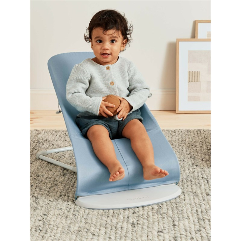 BABYBJORN BLISS WOVEN PETAL QUILT LEŽALJKA-BLUE