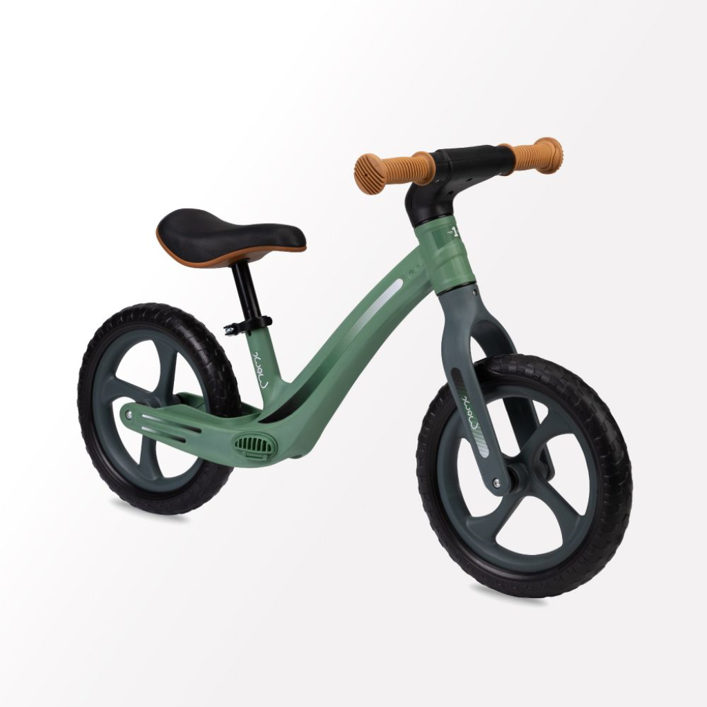 MOMI MIZO BALANS BICIKL ,GREEN+MOMI MIMI KACIGA BLACK