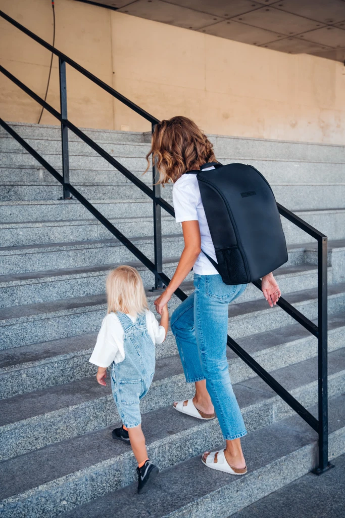 MOMI GRACE,BLACK