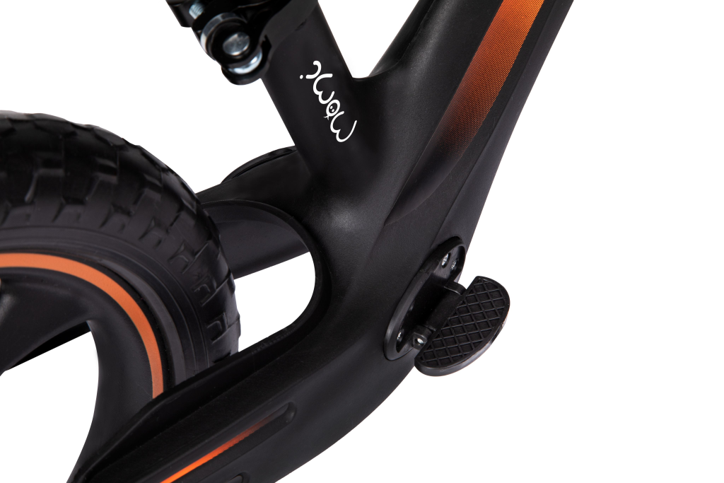 MOMI MIZO BALANS BICIKLO, BLACK+MOMI MIMI KACIGA BLACK