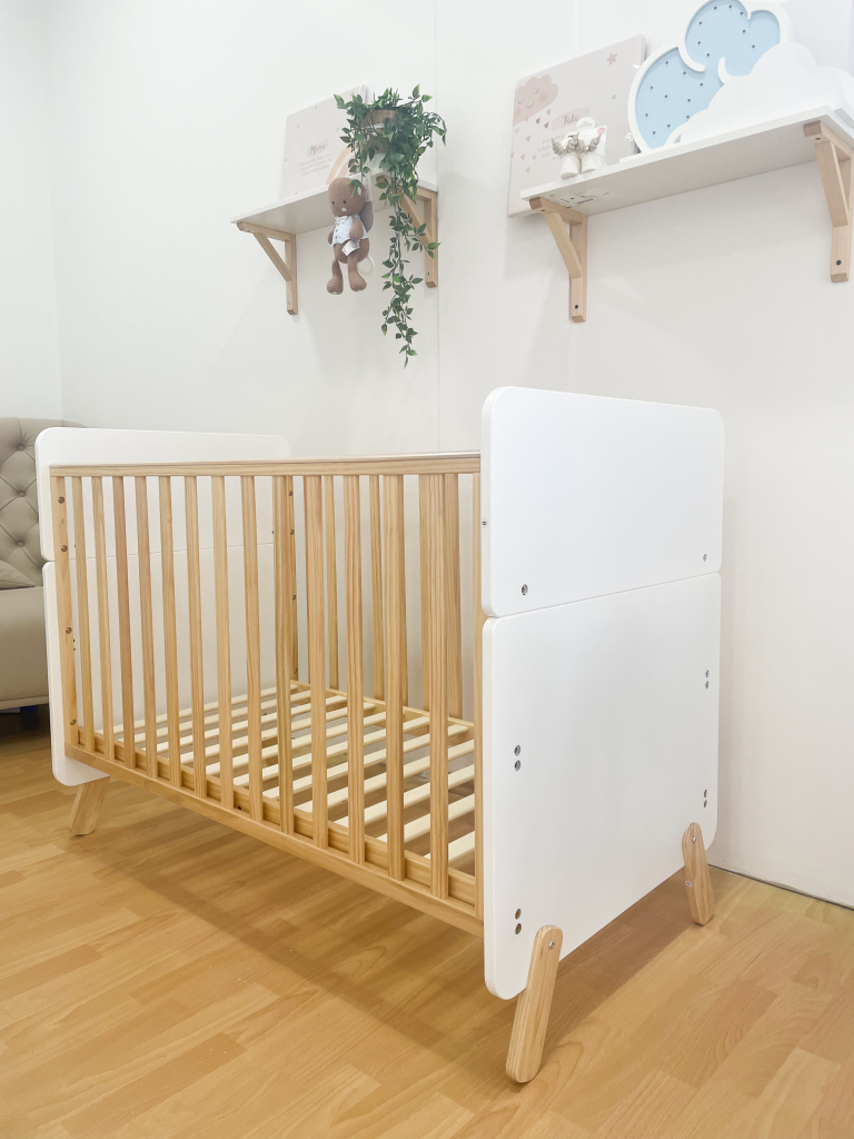 DRVENI KREVETAC HEFEI BIJELI/HRAST 131