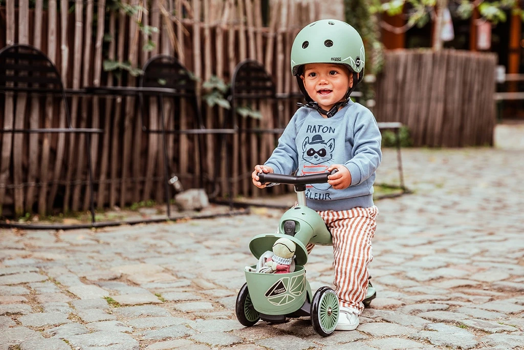 SCOOT AND RIDE HIGHWAYKICK 1 LIFESTYLE ROMOBIL, GREEN LINES