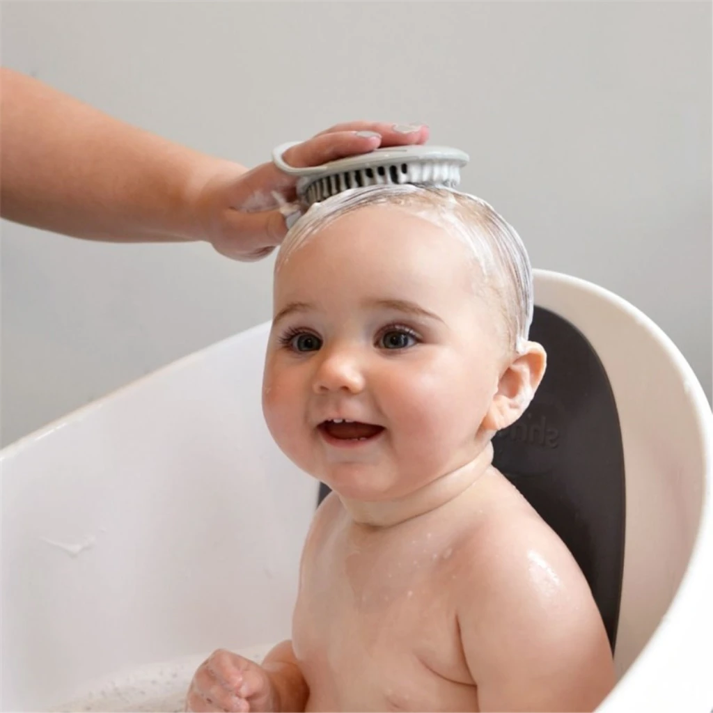 SHNUGGLE MEKA SILIKONSKA ČETKA ZA KUPANJE-TAUPE
