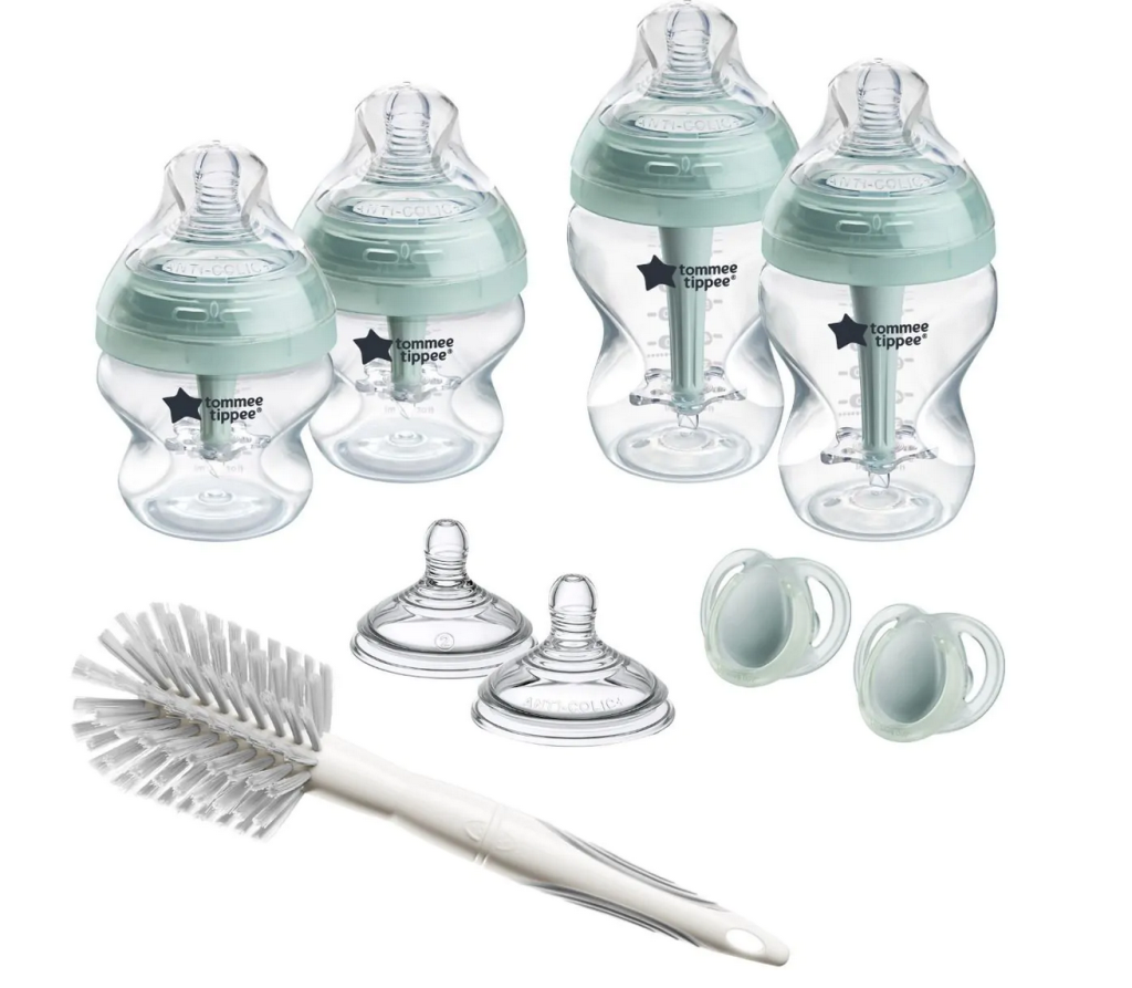TOMMEE TIPPEE ANTI-COLIC SET BOČICA,4 BOČICE,2 SISAČA,DUDA,ČETKA