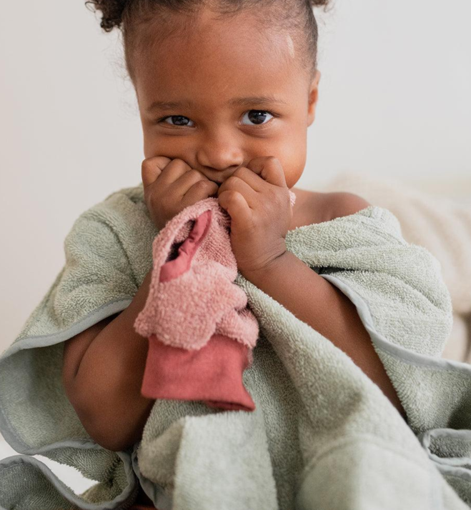 BIBS KANGAROO PONČO-WOODCHUCH