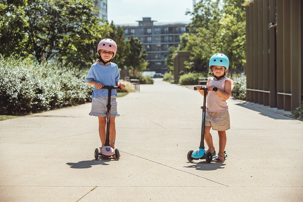 SCOOT AND RIDE HIGHWAYKICK 3 LED ROMOBIL, BLUEBERRY 