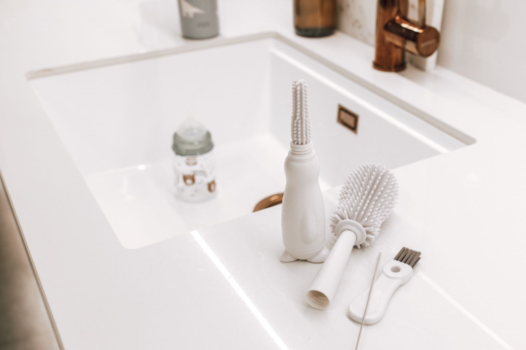 ZOPA SILIKONSKA ČETKA DA DJEČJE BOČICE 3U1,LIGHT GREY