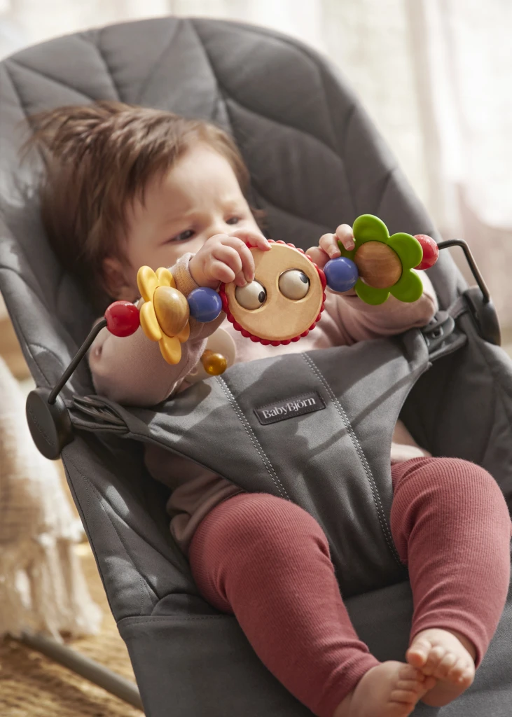 BABYBJORN BLISS WOVEN C-QUILT,ANTHRACITE SA GOOGLY EYES IGRA
