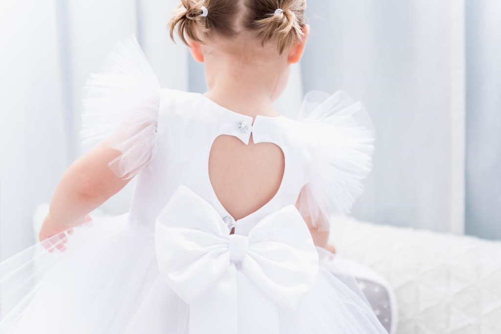 MALI ANĐEO HALJINA EVITA