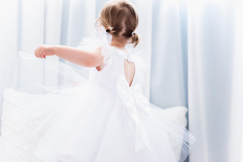 MALI ANĐEO HALJINA EVITA