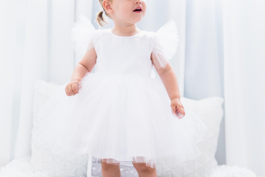 MALI ANĐEO HALJINA EVITA