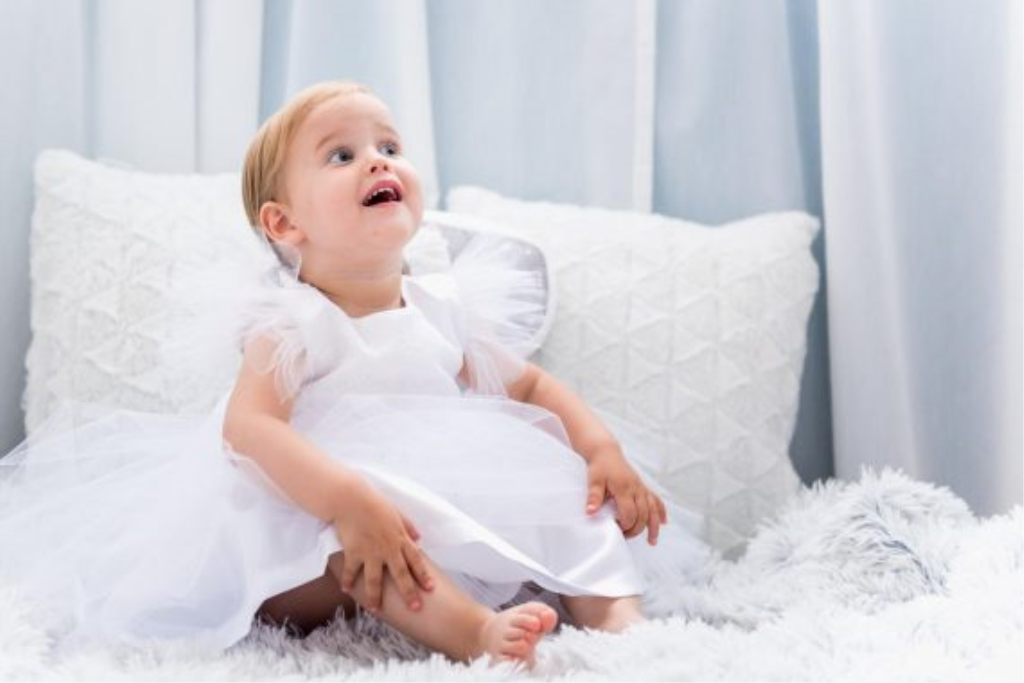 MALI ANĐEO HALJINA EVITA