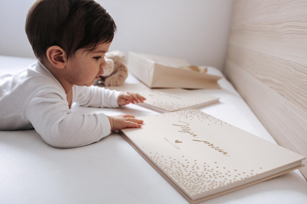 ANGELLUM MOJA PRIČA EXCLUSIVE-GIRL