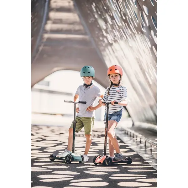 SCOOT AND RIDE HIGHWAYKICK 5 LED ROMOBIL, FOREST