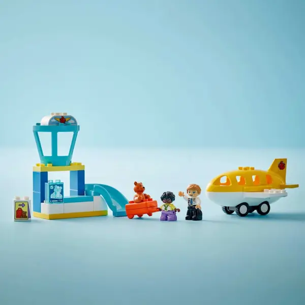 LEGO 10443 PRVI PUT NA AERODROMU