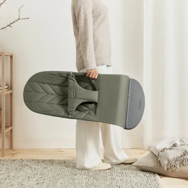 BABYBJORN BLISS WOVEN PETAL LEŽALJKA-DARK GREY