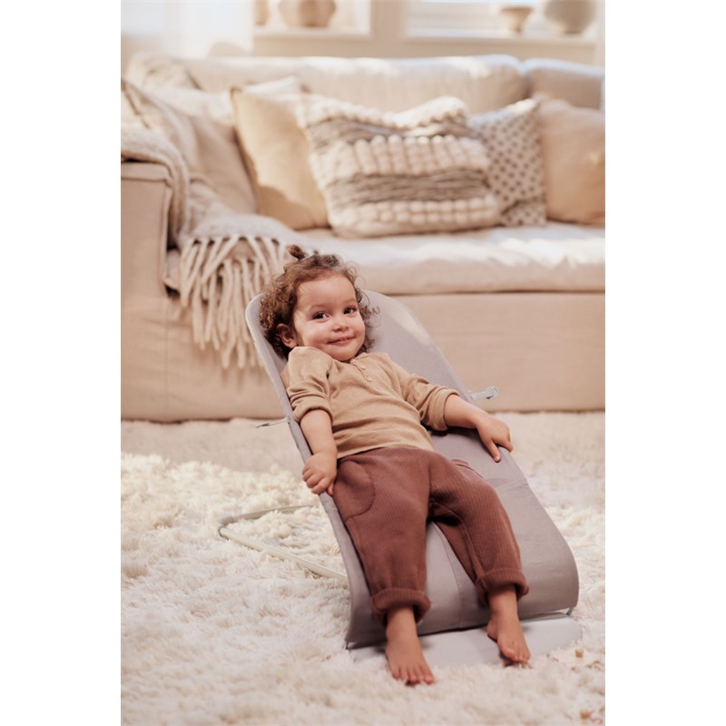 BABYBJORN BLISS COTTON PETAL LEŽALJKA SAND GREY