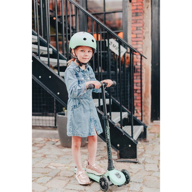 SCOOT AND RIDE HIGHWAYKICK 3 LED ROMOBIL, KIWI 