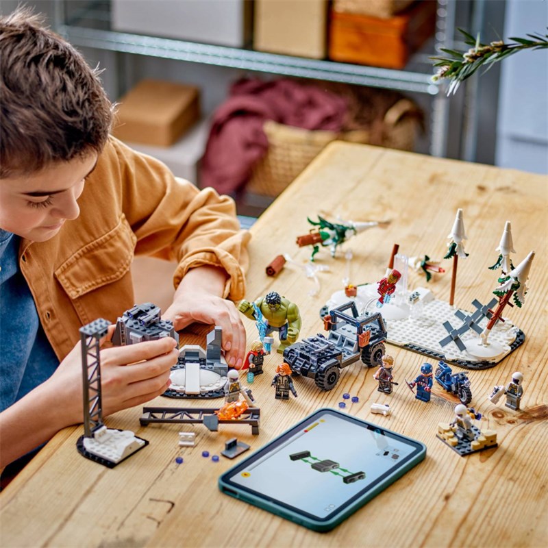 LEGO 76291 OSVETNICI:VLADAVINA ULTRONA