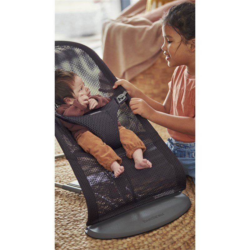 BABYBJORN BLISS MESH LEŽALJKA ANTHRACITE