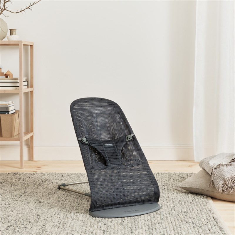 BABYBJORN BLISS MESH LEŽALJKA ANTHRACITE