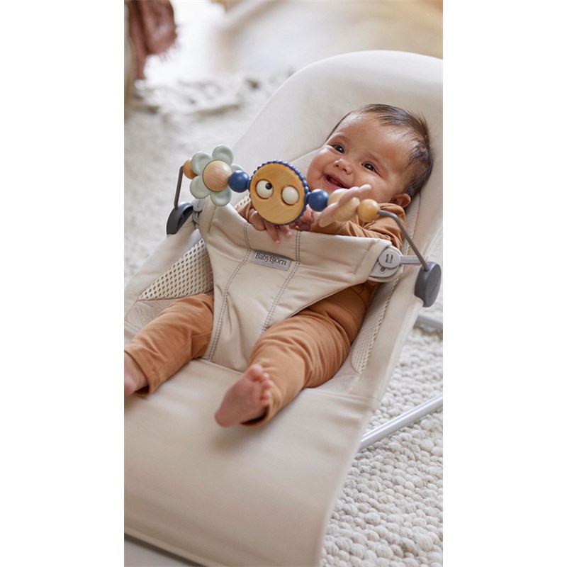 BABYBJORN IGRAČKA ZA LEŽALJKU-GOOGLY EYES PASTELS