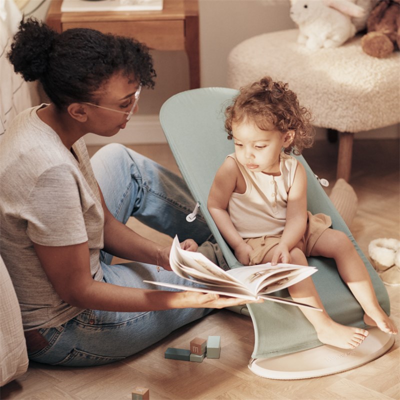 BABYBJORN BALANCE SOFT WOVEN/JERSEY LEŽALJKA, LIGHT SAGE-GRE