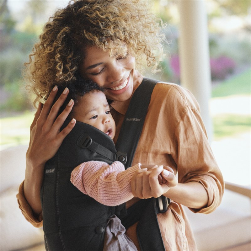 BABYBJORN MINI KENGUR, WOVEN, BLACK