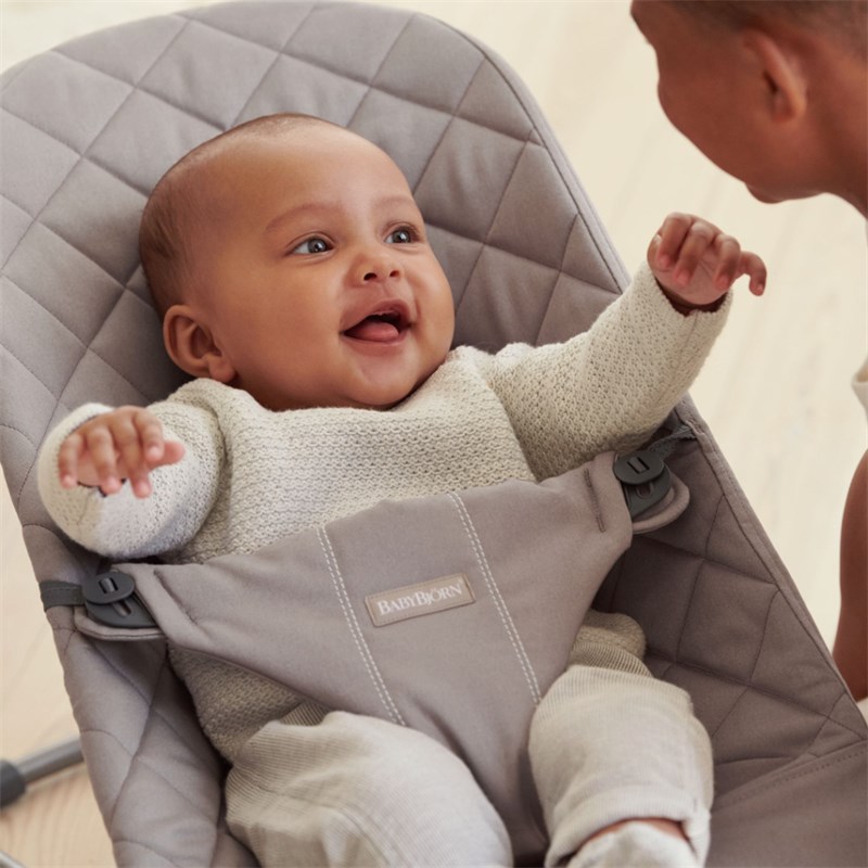 BABYBJORN BLISS WOVEN C-QUILT,SAND-GREY SA GOOGLY EYES IGRAČ